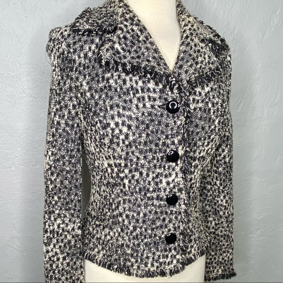 ST. JOHN animal print black knit 4-button blazer with fringe detail - Picture 4 of 14